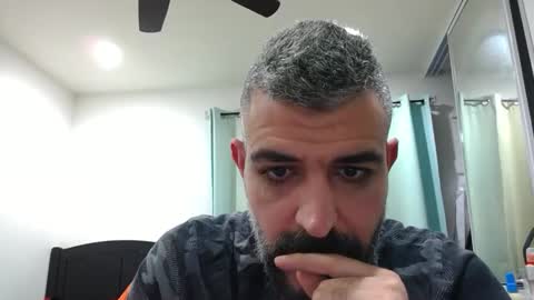 Snapshot of h0nest84 chatting on 03.10.25 h0nest84 online show from 03.10.25