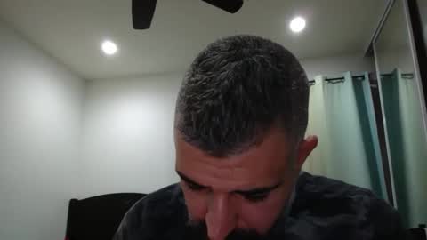 Snapshot of h0nest84 chatting on 03.10.25 h0nest84 online show from 03.10.25