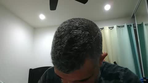 Snapshot of h0nest84 chatting on 03.12.25 h0nest84 online show from 03.12.25