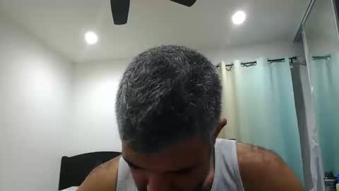 Snapshot of h0nest84 chatting on 10.11.25 h0nest84 online show from 10.11.25