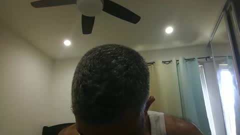 Snapshot of h0nest84 chatting on 10.25.25 h0nest84 online show from 10.25.25