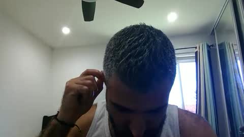 Snapshot of h0nest84 chatting on 10.26.25 h0nest84 online show from 10.26.25