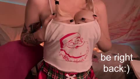 Lana online show from 02.26.25