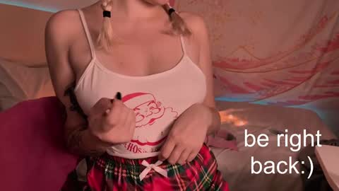 Lana online show from 02.27.25