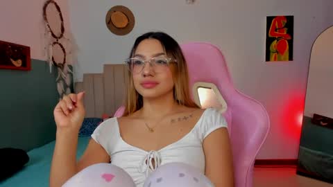Paulina  online show from 04.16.26
