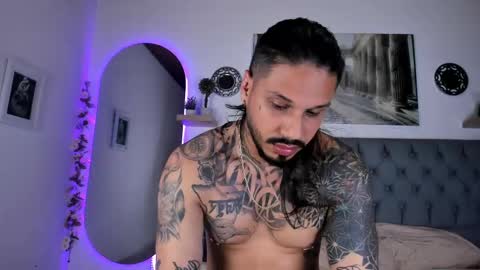 Snapshot of hache222 chatting on 02.03.25 hache222 online show from 02.03.25