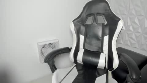 hade_x online show from 03.04.26