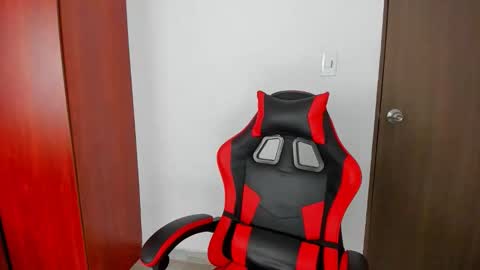 hades_horny_ online show from 03.31.26