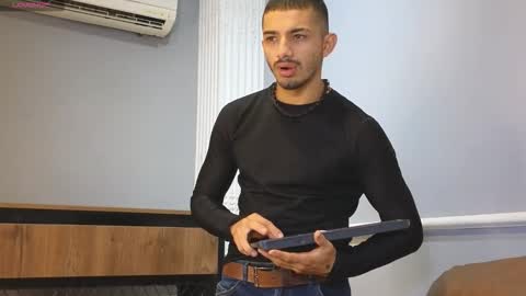 Snapshot of hadez_69 chatting on 10.11.25 HADEZ online show from 10.11.25