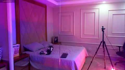 Snapshot of hadez_69 chatting on 01.16.26 HADEZ online show from 01.16.26