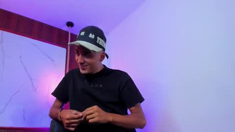 Hadrian Torres online show from 03.12.26