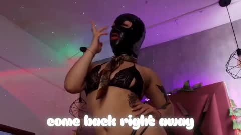 Haely online show from 10.30.25