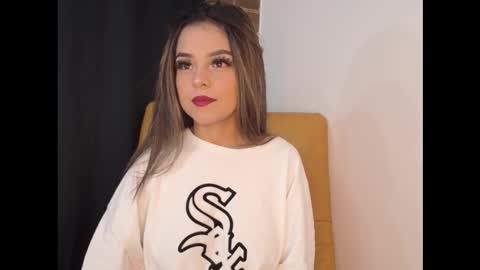 Snapshot of hailey_bri chatting on 11.07.25 hailey_bri online show from 11.07.25