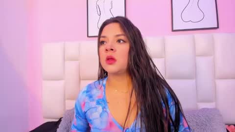 Hailey Henao online show from 05.19.26