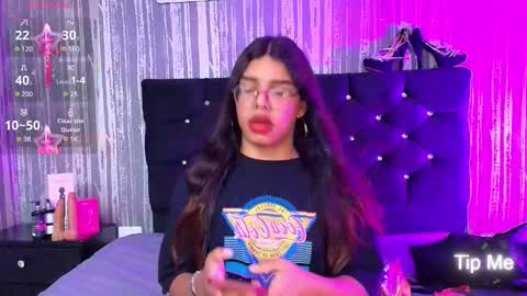 Snapshot of hailey_johnsonn chatting on 10.30.25 hailey_johnsonn online show from 10.30.25