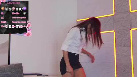 HaileyPeach online show from 05.03.26