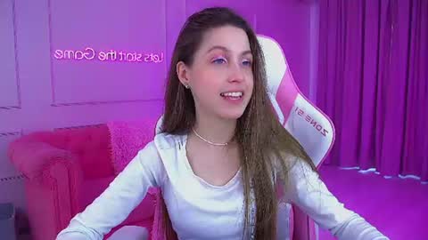 Snapshot of haileyarden chatting on 07.05.26 Hailey online show from 07.05.26