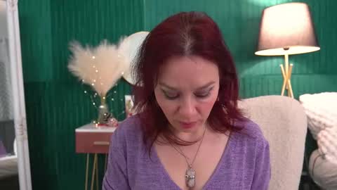 Hailey online show from 12.16.25