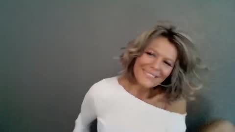 Hailey online show from 02.27.26