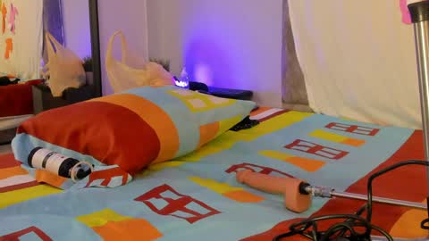 Snapshot of haileysans chatting on 04.03.26 haileysans online show from 04.03.26