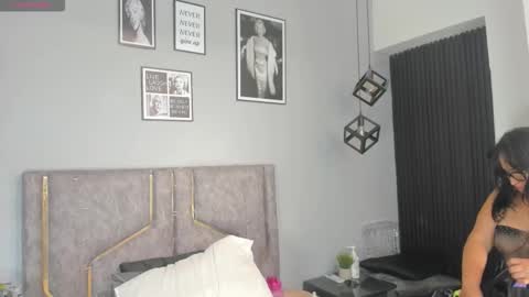 haileystonei online show from 01.15.26