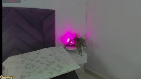 Snapshot of haileystonei chatting on 06.18.26 haileystonei online show from 06.18.26