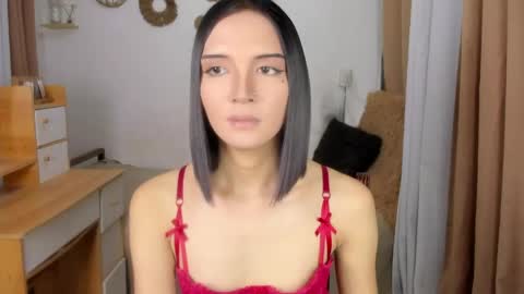 Snapshot of hailyourqueenofsatisfaction chatting on 05.15.26 Haily online show from 05.15.26