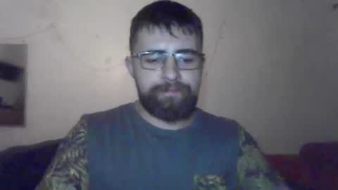 Snapshot of hairy_man_69_ chatting on 09.13.25 horny online show from 09.13.25