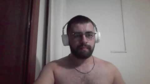 Snapshot of hairy_man_69_ chatting on 02.11.26 horny online show from 02.11.26