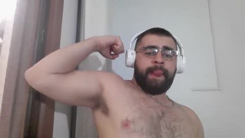 Snapshot of hairy_man_69_ chatting on 02.24.26 horny online show from 02.24.26