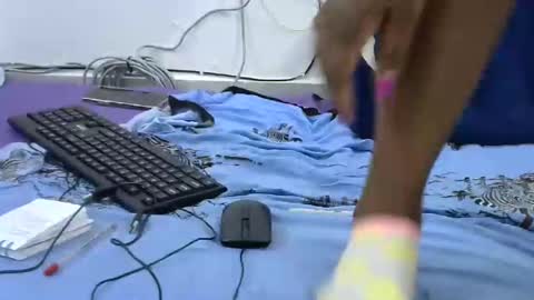 Snapshot of hairy_squiter chatting on 02.14.25 Zaraha online show from 02.14.25