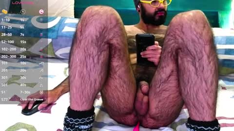 Snapshot of hairyale chatting on 01.10.25 Hairyale online show from 01.10.25