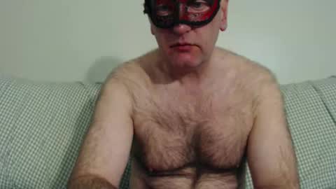 Snapshot of hairyape1 chatting on 01.06.26 Hairy male online show from 01.06.26
