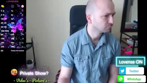 Snapshot of hairyass25yo chatting on 05.09.26 Puppy3 StockyDaddiesmusclebearsbeefybigmans online show from 05.09.26