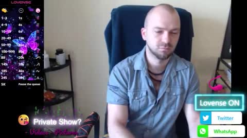Snapshot of hairyass25yo chatting on 06.07.26 Puppy3 StockyDaddiesmusclebearsbeefybigmans online show from 06.07.26