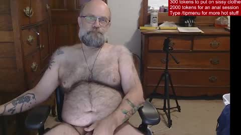 HairyDaddyBear69 online show from 05.11.26
