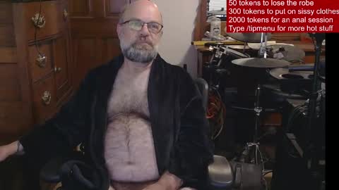 HairyDaddyBear69 online show from 05.18.26
