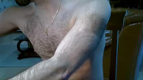 Snapshot of hairydaduncut chatting on 03.26.26 hairydaduncut online show from 03.26.26