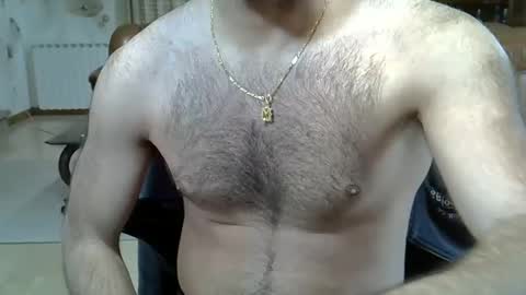 Snapshot of hairydaduncut chatting on 04.13.26 hairydaduncut online show from 04.13.26