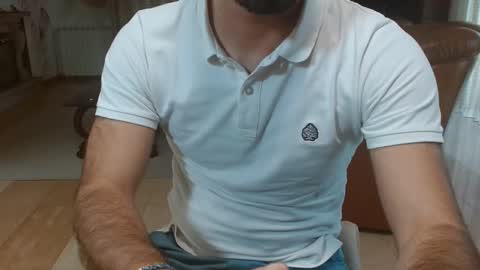 Snapshot of hairydaduncut chatting on 04.28.26 hairydaduncut online show from 04.28.26