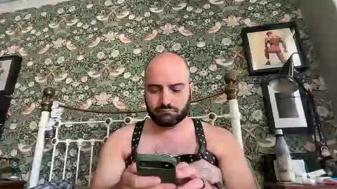 Hairy Guy online show from 07.01.26