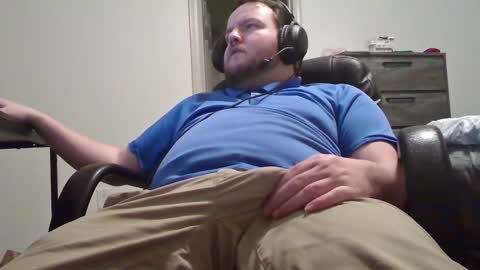 Snapshot of hairymikey chatting on 02.13.26 hairymikey online show from 02.13.26