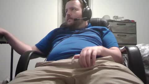 Snapshot of hairymikey chatting on 04.17.26 hairymikey online show from 04.17.26