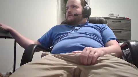 Snapshot of hairymikey chatting on 04.21.26 hairymikey online show from 04.21.26