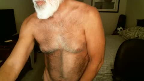 Hairy pecs online show from 04.22.26