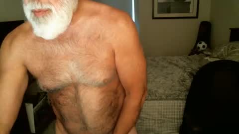 Hairy pecs online show from 04.22.26