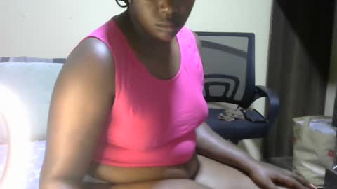 hairypussybigassy001 online show from 12.28.24