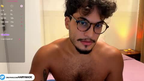 Snapshot of hairyshort chatting on 03.29.26 hairy and short online show from 03.29.26