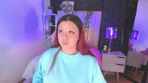 Snapshot of hairyybunny1811 chatting on 11.20.25 HELEN Open Pvt Instagram helen bunnny online show from 11.20.25