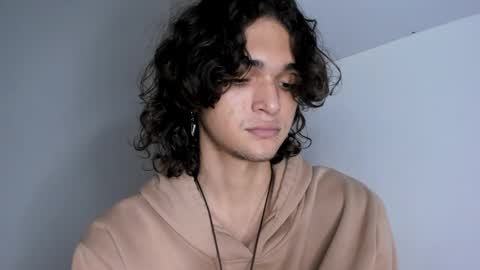 Snapshot of halan_jr chatting on 12.11.24 halan online show from 12.11.24